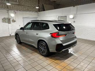 Coche accidentado BMW iX1 eDrive20 M Sport HUD/360/H&K/NAVI 2025/8