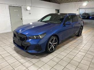 BMW i5 xDrive40 Touring M Sport Pro PANO/HUD/360/B&W picture 3