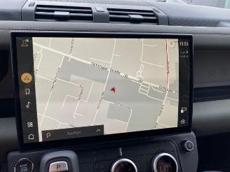 Land Rover Defender S 110 D200 AWD PANO/HUD/360/NAVI picture 23