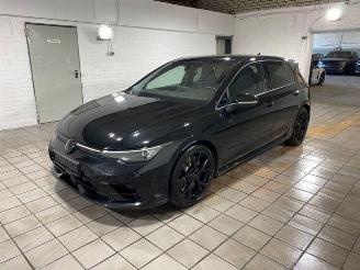 Volkswagen Golf R 4Motion Black Edition PANO/360/H&K/NAVI picture 4