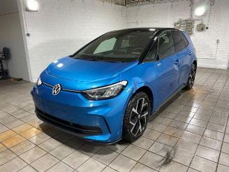 Schadeauto Volkswagen ID.3 Pro 2025/10