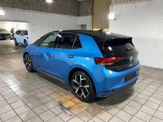 Volkswagen ID.3 Pro picture 3