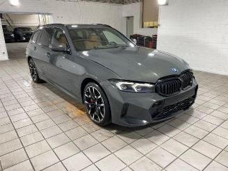 krockskadad bil auto BMW 3-serie 0e Touring M Sport Pro KAM/NAVI 2025/12