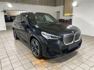 Unfallwagen BMW iX1 eDrive20 M Sport AHK/KAM/NAVI 2025/4