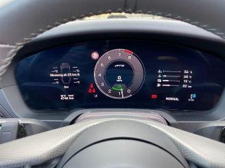 Porsche 911 Targa 4 GTS T-Hybrid PCCB/LIFT/NACHTSICHT picture 21