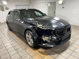 BMW i5 eDrive40 Touring M Sport Pro PANO/HUD/360/H&K picture 6
