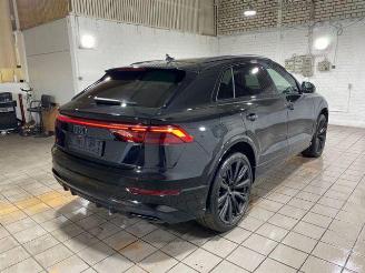škoda osobní automobily Audi Q8 50 TDI quattro s line STANDHZG/PANO/AHK/KAM 2025/2