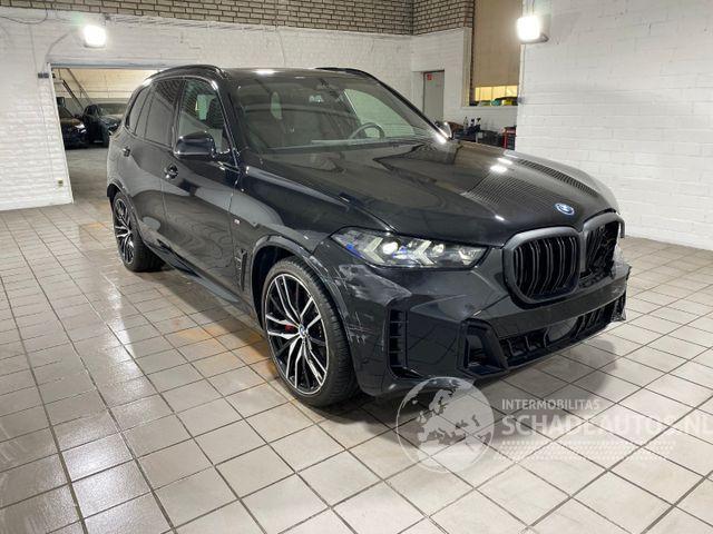 BMW X5 xDrive50e M Sport Pro PANO/HUD/AHK/360/H&K