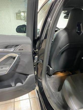 BMW iX1 xDrive30 M Sport Pro KAM/H&K/NAVI picture 14