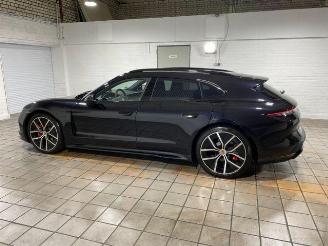 Porsche Taycan 4S Sport Turismo Black Edition picture 3