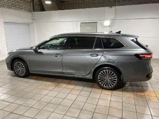 Volkswagen Passat Variant 1.5 TSI e-Hybrid Elegance AHK/360 picture 8