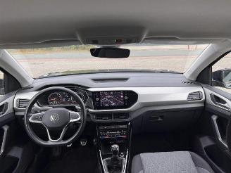Volkswagen T-Cross  picture 17