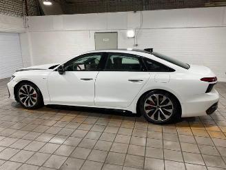 Audi A6 Limousine e-Hybrid quattro 270 kW S line picture 3