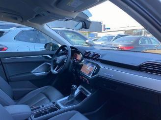 Audi Q3 35 TDI S line KAM/NAVI picture 17