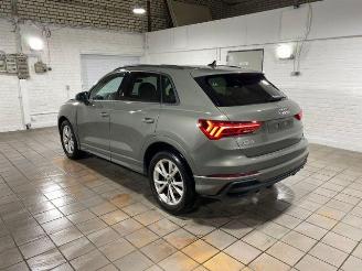 Audi Q3 35 TDI S line KAM/NAVI picture 9