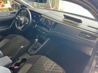 Volkswagen Polo 1.0 TSI DSG R-Line KAM/NAVI picture 18