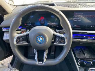 BMW i5 eDrive40 Touring M Sport Pro HUD/360/AHK/B&W picture 18