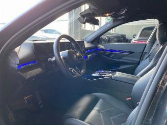 BMW i5 eDrive40 Touring M Sport Pro HUD/360/AHK/B&W picture 12