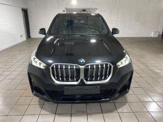 BMW X1 xDrive 23 i M Sport PANO/HUD/AHK/360/H&K/NAVI picture 5