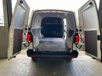 Volkswagen Transporter  picture 11