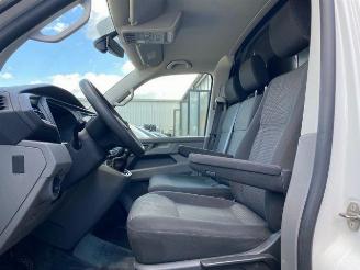 Volkswagen Transporter  picture 17