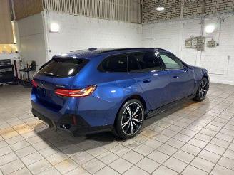 BMW i5 xDrive40 Touring M Sport Pro PANO/HUD/360/B&W picture 9