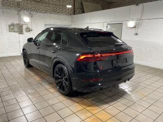Unfallwagen Audi Q8 60 TFSIe S line PANO/HUD/AHK/KAM/B&O/NAVI 2024/8
