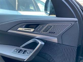 BMW iX1 eDrive20 M Sport KAM/H&K picture 21