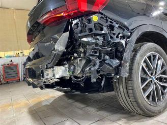 BMW iX1 eDrive20 M Sport KAM/H&K picture 13