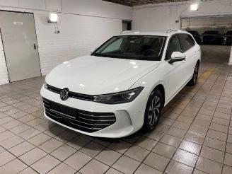 Unfallwagen Volkswagen Passat Variant 2.0 TDI DSG Business HUD/KAM/NAVI 2026/3