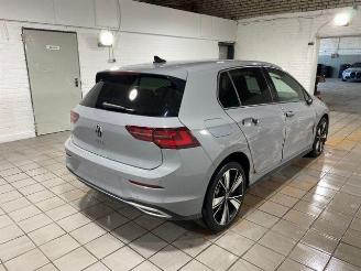 krockskadad bil auto Volkswagen Golf GTE PANO/KAM/NAVI 2024/4