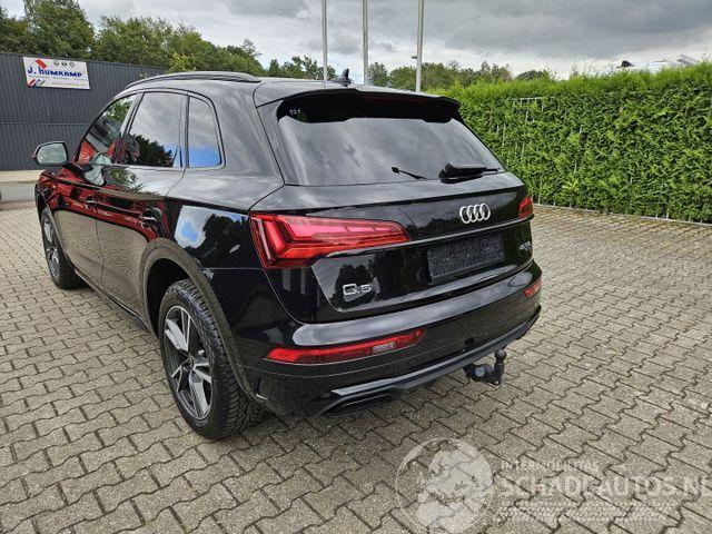 Audi Q5 45 TFSI quattro S line PANO/AHK/KAM/NAVI