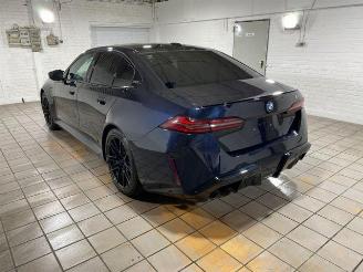 BMW M5 Limousine PANO/HUD/360/AHK/B&W/NAVI picture 5