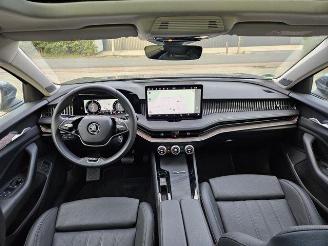 Skoda Superb Combi 1.5 TSI iV L&K PANO/HUD/AHK/360 picture 18