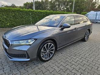 Skoda Superb Combi 1.5 TSI iV L&K PANO/HUD/AHK/360 picture 8