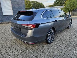 Unfallwagen Skoda Superb Combi 1.5 TSI iV L&K PANO/HUD/AHK/360 2025/1