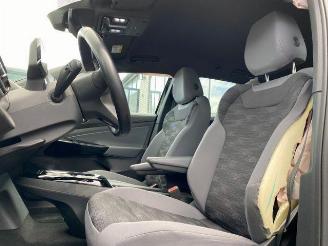 Volkswagen ID.5 Pro 210kW 82 kWh HUD/360/NAVI picture 16