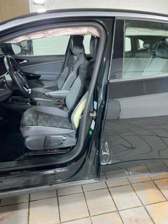 Volkswagen ID.5 Pro 210kW 82 kWh HUD/360/NAVI picture 13