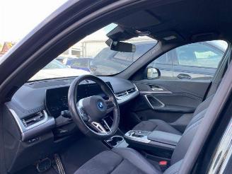 BMW iX1 xDrive30 M Sport HUD/AHK/360/NAVI picture 13