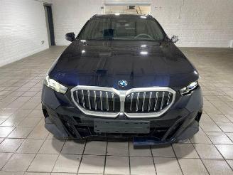 BMW 5-serie i Touring M Sport HUD/AHK/360/H&K/NAVI picture 5