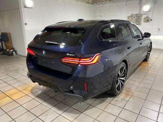 Auto incidentate BMW 5-serie i Touring M Sport HUD/AHK/360/H&K/NAVI 2026/2