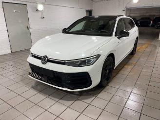 Volkswagen Passat Variant 1.5 TSI e-Hybrid R-Line HUD/KAM picture 5