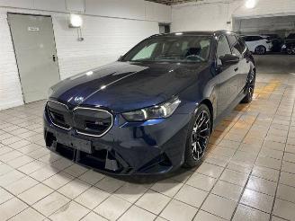 Coche accidentado BMW M5 Touring PANO/HUD/AHK/360/B&W/NAVI 2026/4