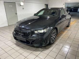 BMW i5 eDrive40 Touring M Sport Pro HUD/AHK/360/H&K picture 4