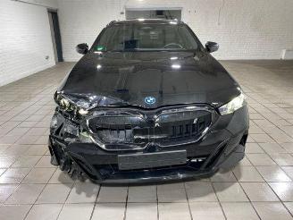 BMW i5 eDrive40 Touring M Sport Pro HUD/AHK/360/H&K picture 5