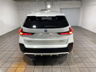BMW iX1 xDrive30 M Sport HUD/AHK/360/H&K/NAVI picture 11