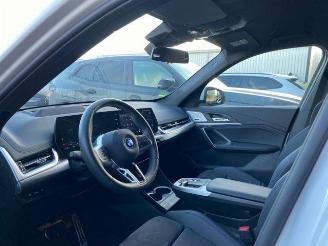 BMW iX1 xDrive30 M Sport HUD/AHK/360/H&K/NAVI picture 14