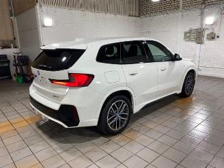 BMW iX1 xDrive30 M Sport HUD/AHK/360/H&K/NAVI picture 2