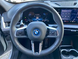 BMW iX1 xDrive30 M Sport HUD/AHK/360/H&K/NAVI picture 20