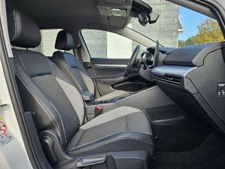 Volkswagen Golf 1.5 TSI DSG Goal KAM/AHK/NAVI picture 21